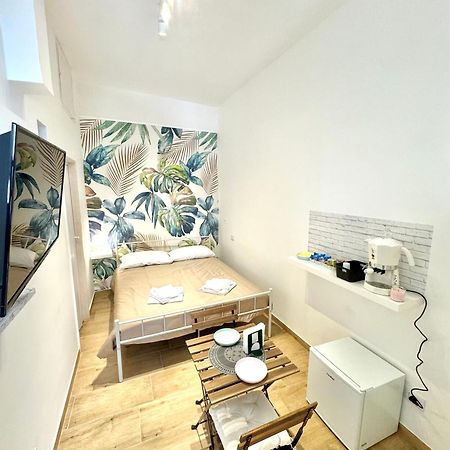 Bari Annette Room Extérieur photo